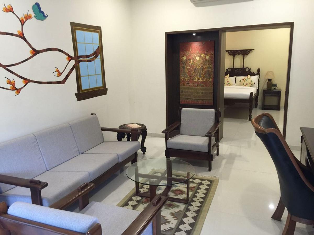 Welcomheritage Mani Mansion Αχμπανταμπάντ Εξωτερικό φωτογραφία