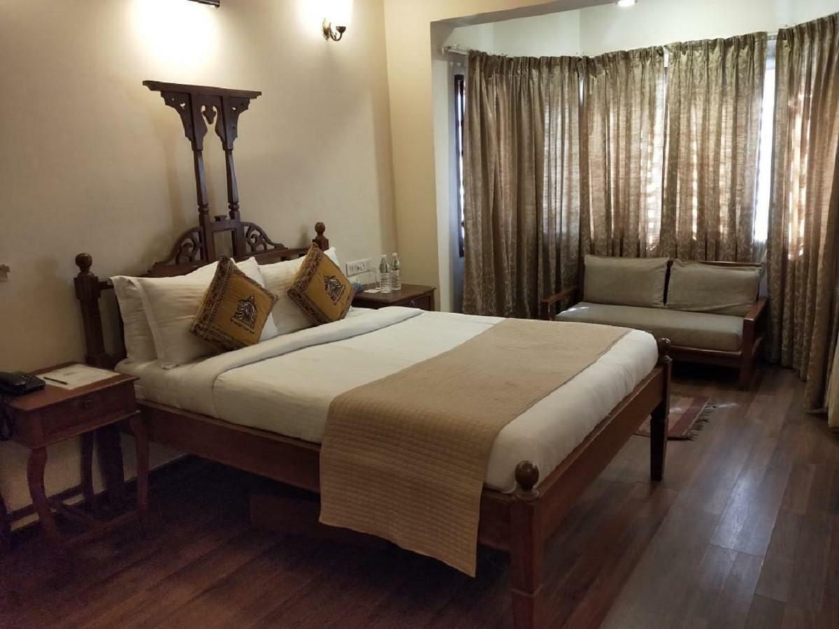 Welcomheritage Mani Mansion Αχμπανταμπάντ Εξωτερικό φωτογραφία